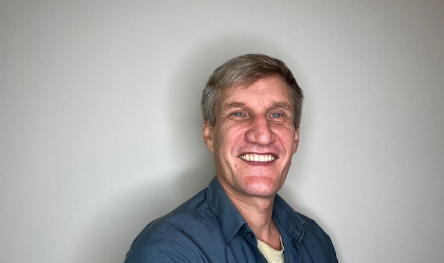 Peter Kappes, WeTreat AG, Angehender Psychiater bietet Psychotherapie und pharmakologische Therapie